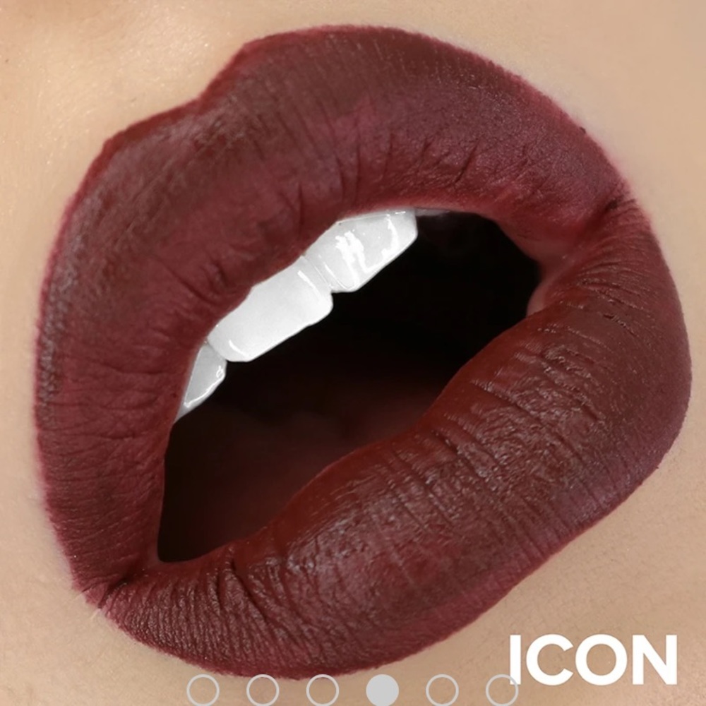 Intense Matte Lip + Cheek Pencil